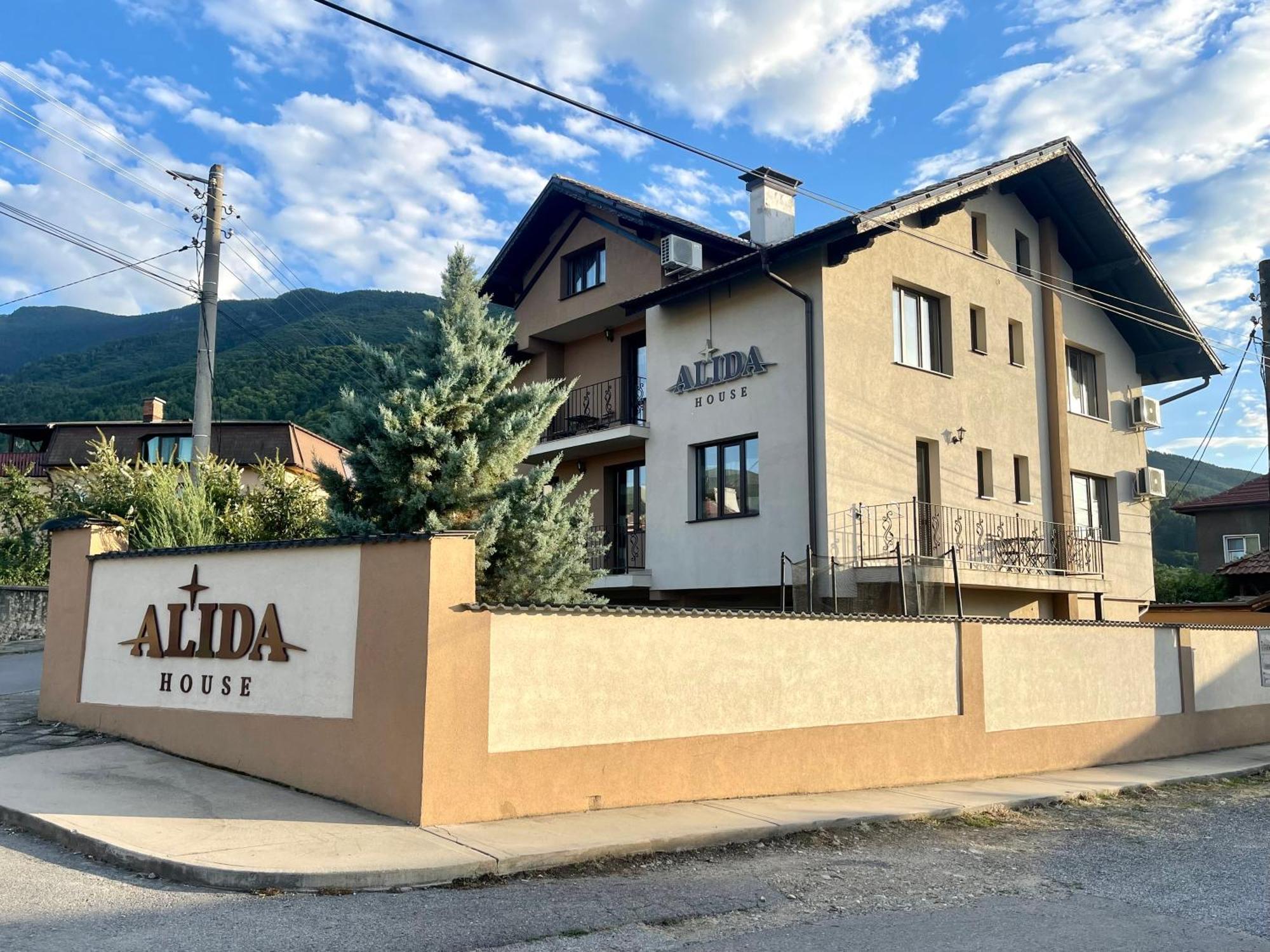 Къща За Гости Алида Sapareva Banja Exteriér fotografie